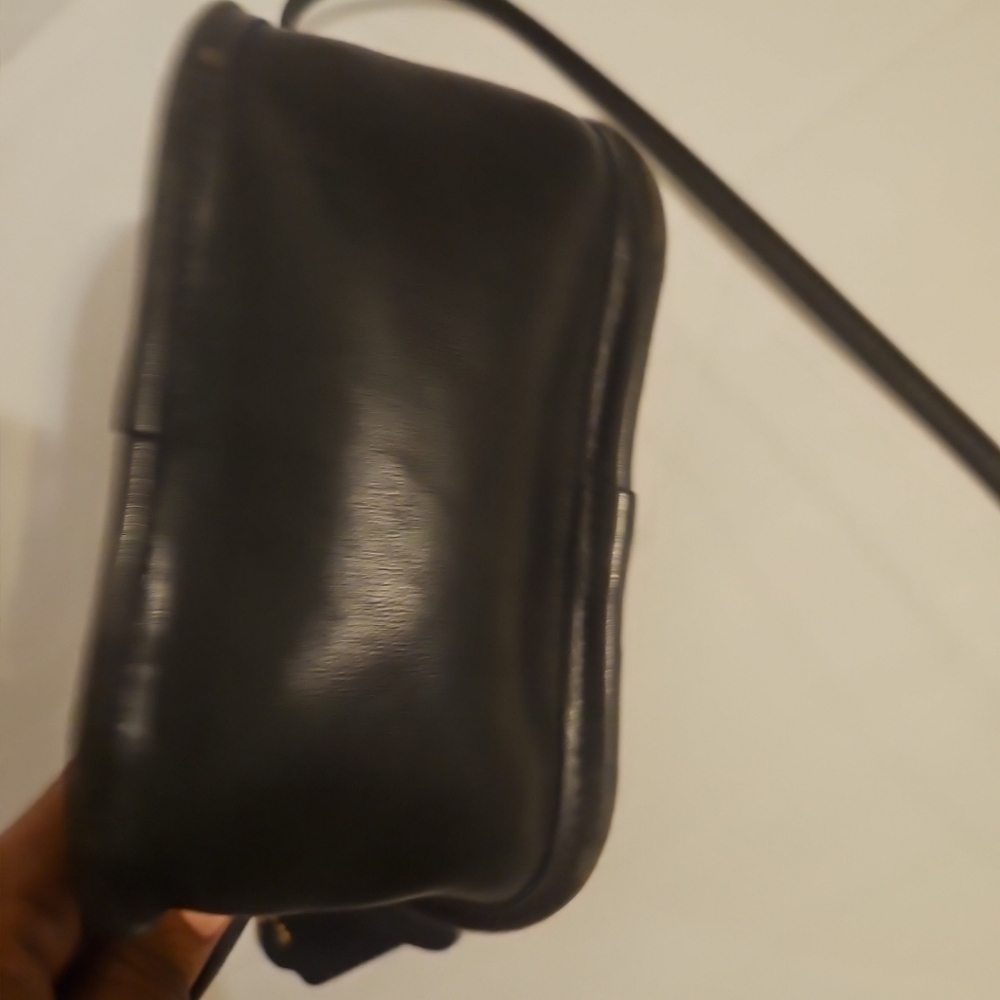 RARE 1990’s COACH HADLEY #9935 Crossbody in Navy - Picture 6 of 12